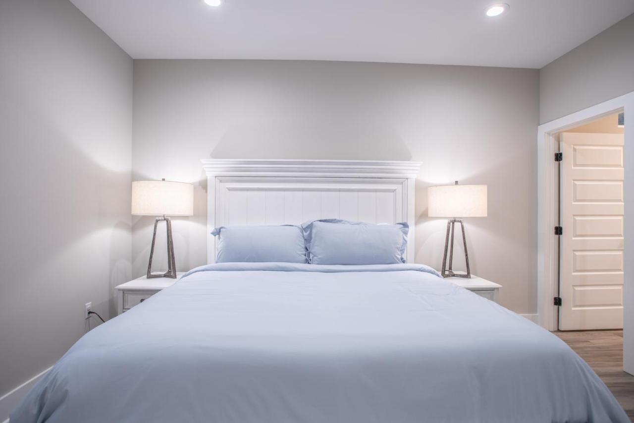 Waveland Beach Cottages Extérieur photo